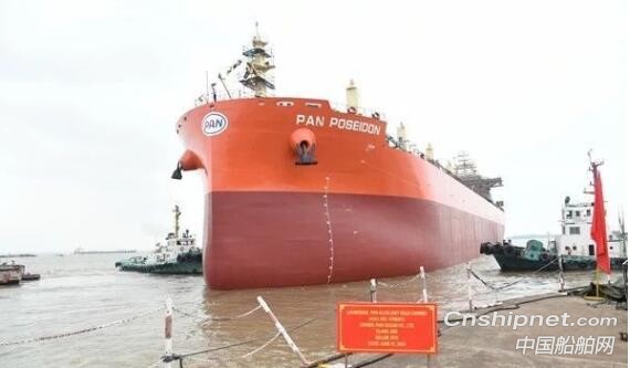 新时代造船2艘63000吨散货船顺利下水